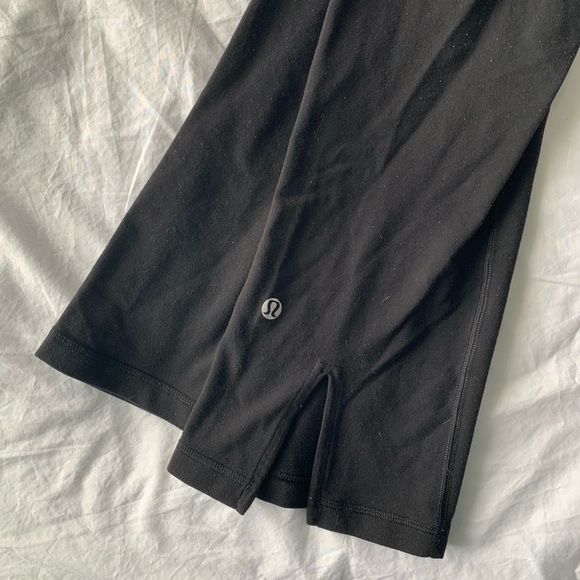 Black Lululemon cropped leggings - Picture 5 of 5